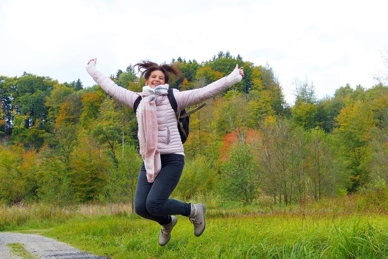 F:\A - MY PLR - PROD SITE\PLR PACKS IN PRGRS\FREEBIES-Giveaways\JUSTIN-Mood\LifestyleMoodREPORT\Images\woman-2827333_1280.jpg